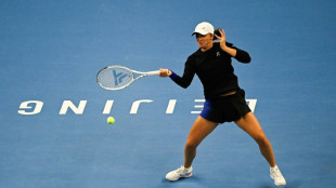Swiatek beats Samsonova to win China Open
