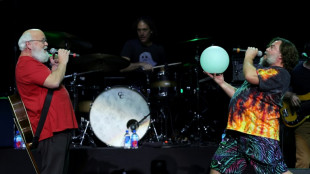 Dupla de roqueiros Tenacious D cancela turn&ecirc; ap&oacute;s coment&aacute;rios sobre atentado contra Trump