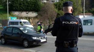 Abren expediente a polic&iacute;a espa&ntilde;ol que ofrec&iacute;a d&iacute;as libres por cantidad de migrantes detenidos