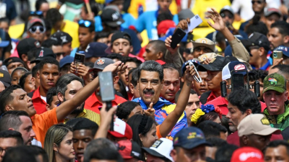A dois meses das elei&ccedil;&otilde;es na Venezuela, cresce incerteza sem observa&ccedil;&atilde;o da UE