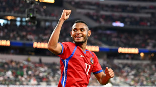 Diaz hat trick fires Panama into Gold Cup semis
