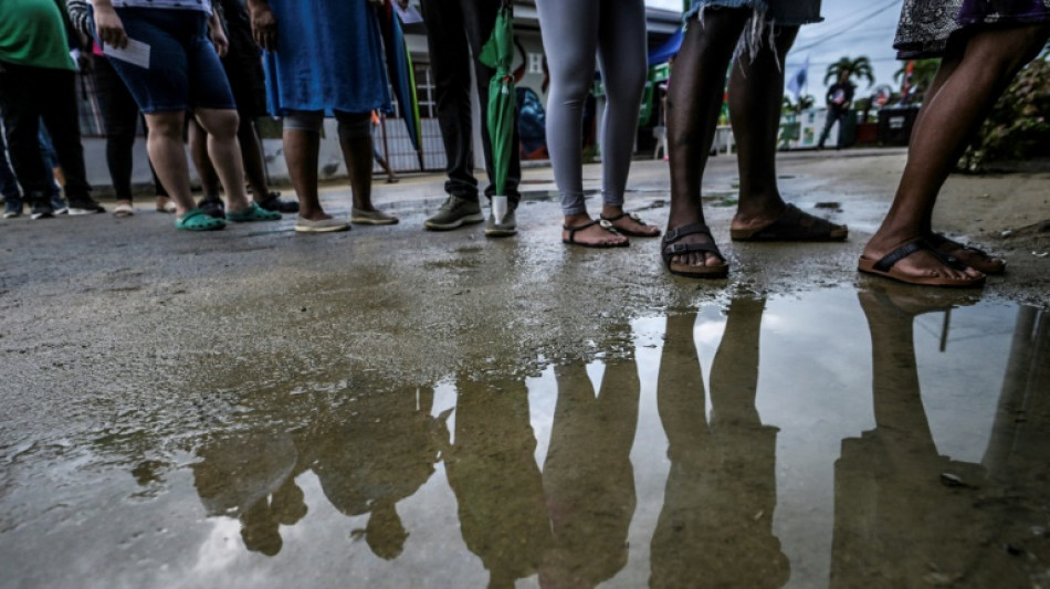 Début des législatives au Suriname pour décider qui gérera la future manne pétrolière