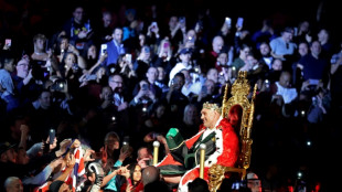 Heavyweight champ Fury looking at bout in Australia
