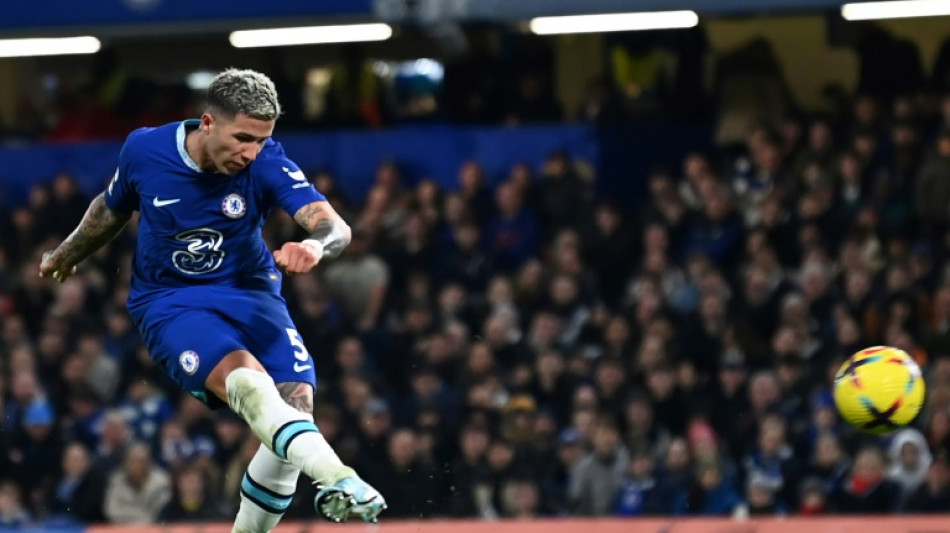Chelsea can't buy a goal in Fulham stalemate
