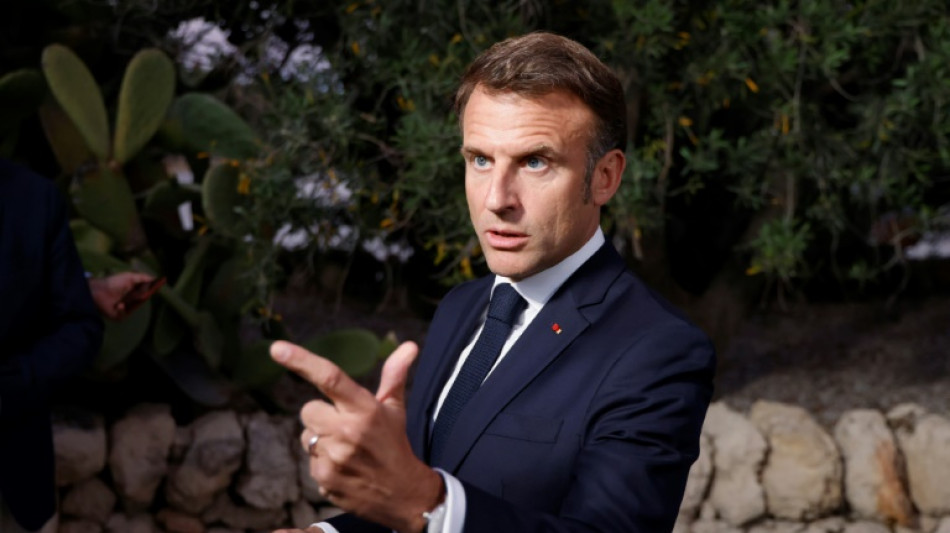 Fran&ccedil;a inicia campanha para elei&ccedil;&otilde;es legislativas de alto risco para Macron