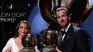Harry Kane vence Bola de Ouro de 2026 e se consagra em seu pa&iacute;s