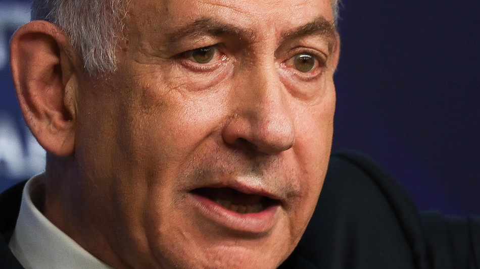 Premier israeliano Netanyahu al kibbutz Nir Oz tra le proteste