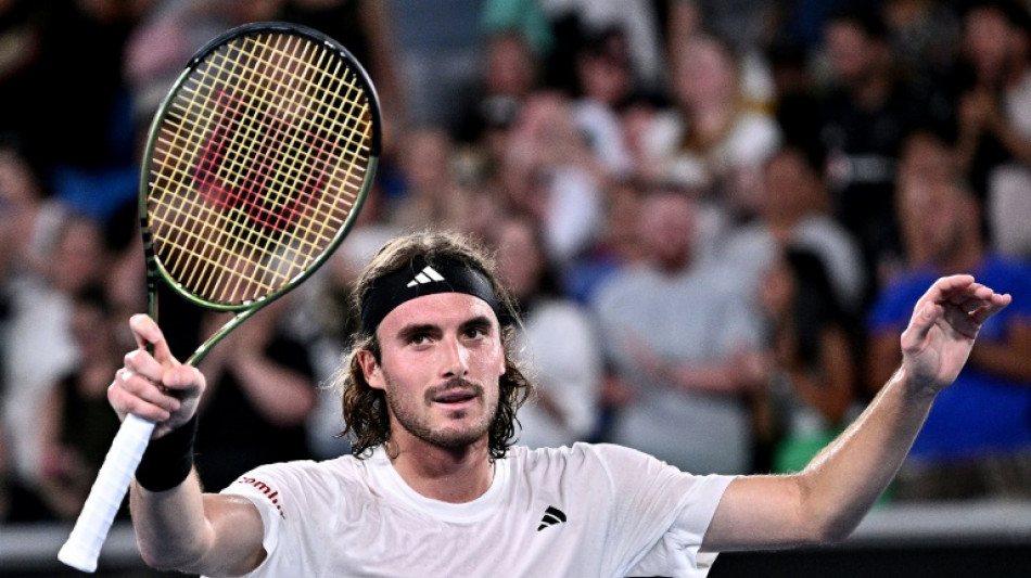 Tsitsipas shows fighting spirit at Australian Open  