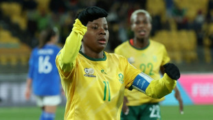 South Africa chase another World Cup shock, US face Sweden test