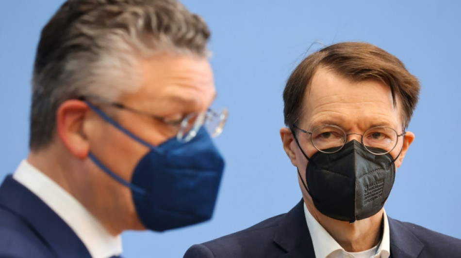 Lauterbach: Vorschnelle Lockerungen w&uuml;rden Erfolge gegen Pandemie gef&auml;hrden