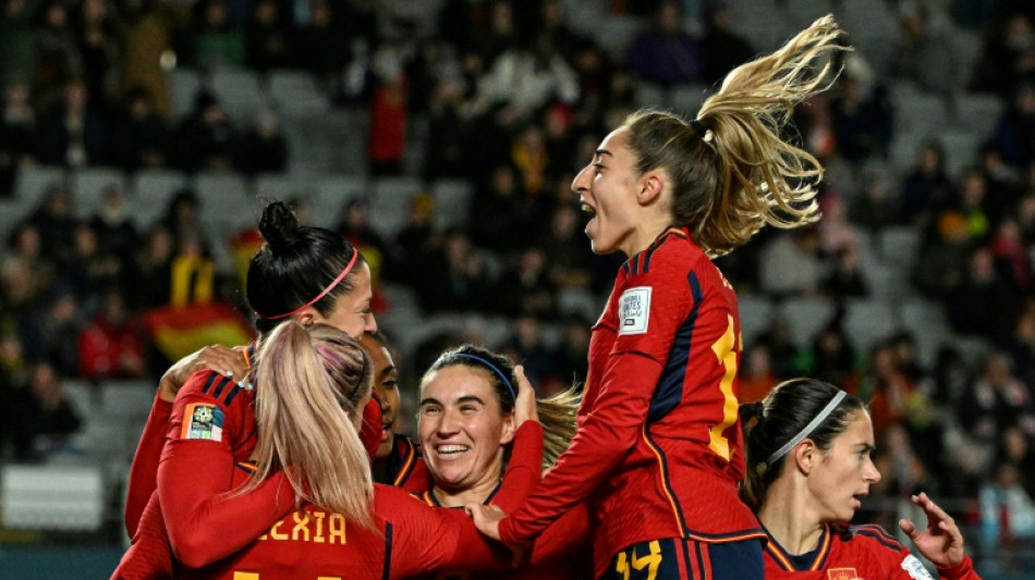 Spain World Cup team invited for night-out after 'boredom' claim