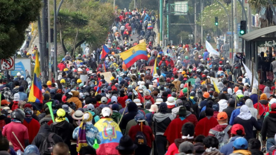 Equateur: nouvelles violences, le gouvernement refuse de lever l'&eacute;tat d'urgence