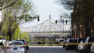 Etats-Unis: un tireur ouvre le feu dans une banque, au moins quatre morts et huit bless&eacute;s