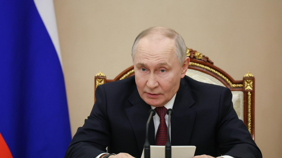 Cremlino, 'ci asterremo dagli attacchi fino a domenica'