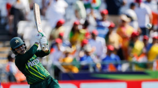 Maroof and Naseem propel Pakistan to 149 against India