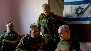 14 israelische Geiseln und drei Ausl&auml;nder an Rotes Kreuz &uuml;bergeben