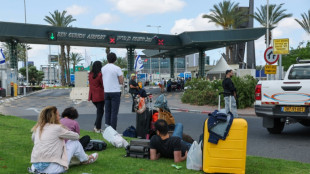 Chute d'un missile dans l'enceinte de l'aéroport de Tel-Aviv après un tir du Yémen