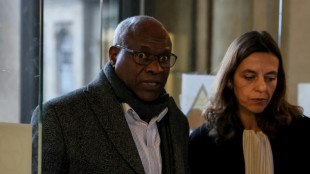 Fr&uuml;herer Arzt aus Ruanda in Paris wegen V&ouml;lkermords vor Gericht