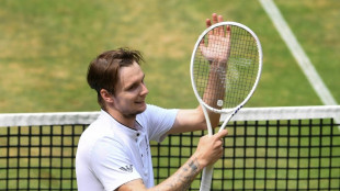 Bublik beats Zverev to reach Halle final