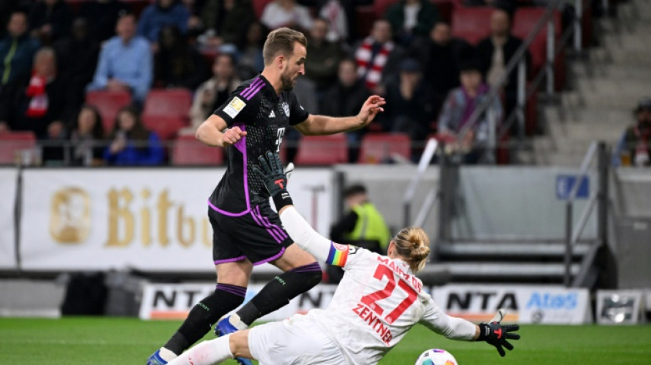 Kane scores as Bayern win at Mainz, Leverkusen go top