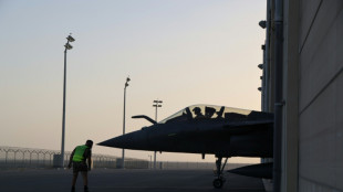 Fran&ccedil;a mobiliza ca&ccedil;as sobre os Emirados &Aacute;rabes Unidos para proteger suas bases militares