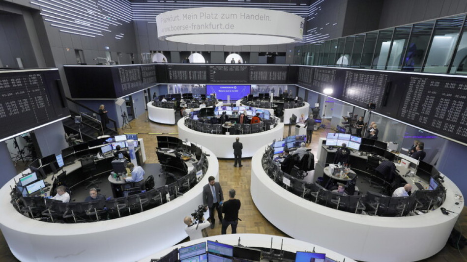 Borsa: l'Europa colpita dai dazi ma non crolla, stoxx 600 -1,3%