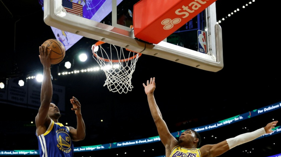 Warriors thump Lakers in NBA season opener