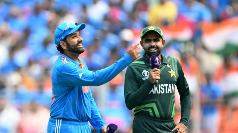 Pakistan look to end India World Cup jinx in front of 120,000 fans