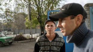 La vida bajo la ocupaci&oacute;n rusa en Ucrania: tel&eacute;fonos enterrados, sobornos y paranoia