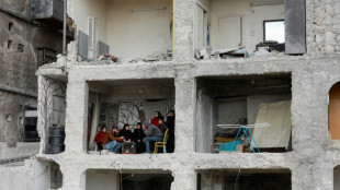 Séisme: à Alep, rester chez soi malgré tout