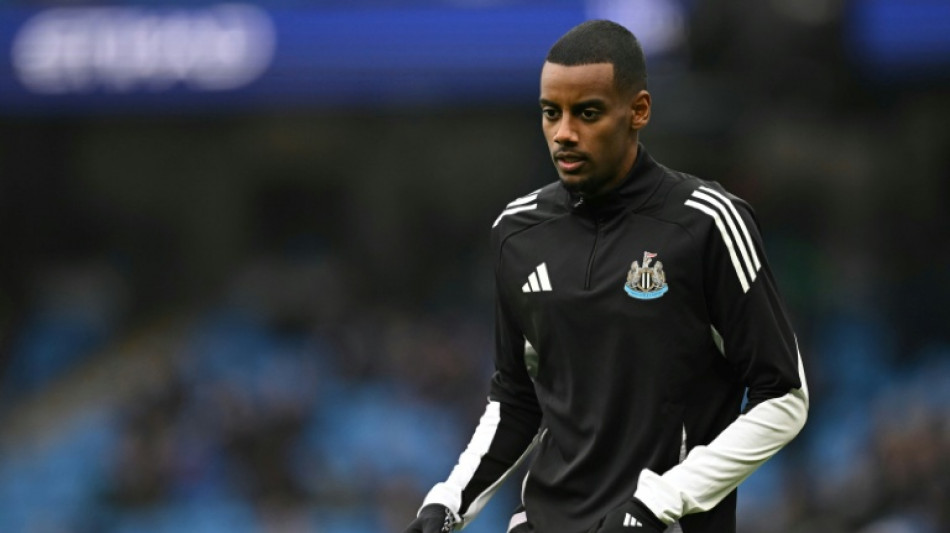 Técnico do Newcastle confirma ausência de Isak contra o Liverpool
