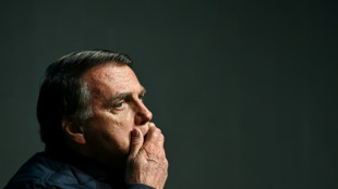 Brésil: à son procès, Bolsonaro accusé d'avoir voulu une "dictature"