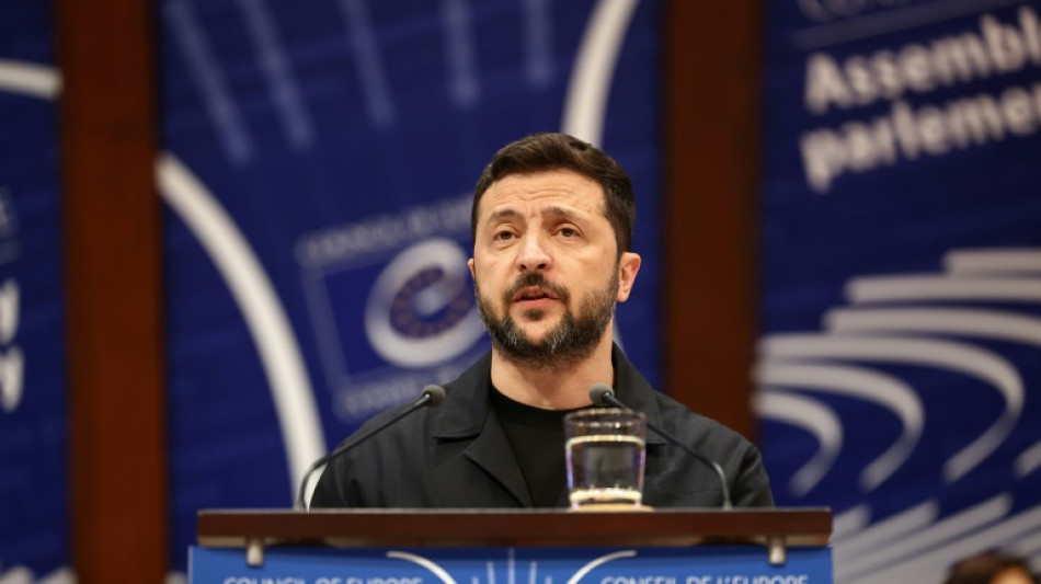 Zelensky signe un accord pour un tribunal spécial pour l'Ukraine, espère voir Poutine jugé