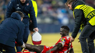 Schien- und Wadenbeinbruch bei Silas