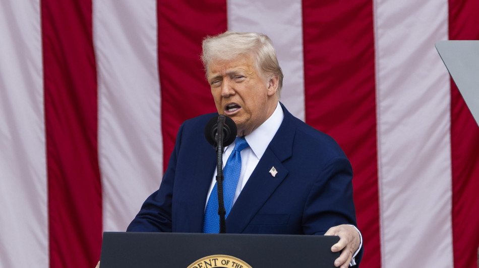 Trump avverte Putin, sta giocando con il fuoco