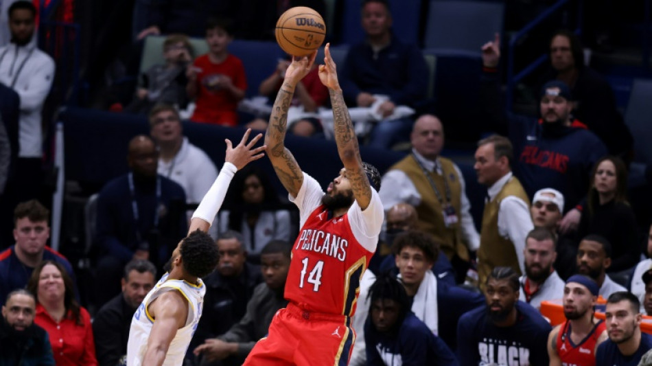 Pelicans down Lakers as James moves 36 points from NBA scoring record