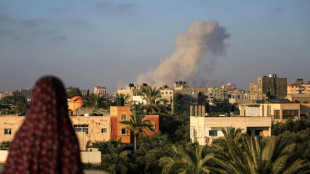 Israel bombardeia Gaza; EUA pressionam por tr&eacute;gua