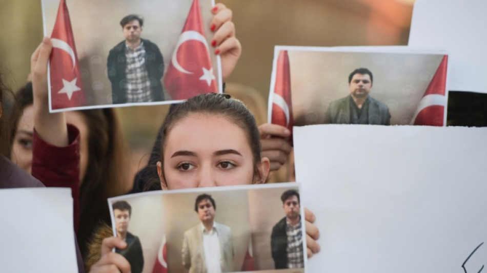 Nuevos detenciones en Turqu&iacute;a de seguidores del predicador G&uuml;len