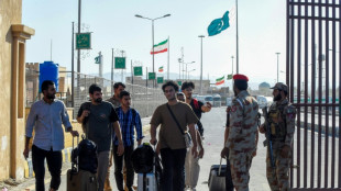 De retour d'Iran, des Pakistanais racontent leurs "nuits d'horreur" sous les tirs israéliens