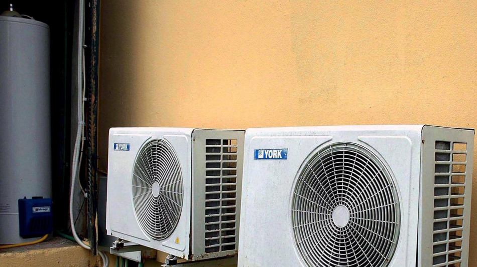 In Francia l'aria condizionata diventa un caso politico