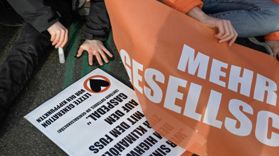 Geldstrafe f&uuml;r Klimaaktivisten wegen Abdrehens von &Ouml;lpipeline in Rheinland-Pfalz