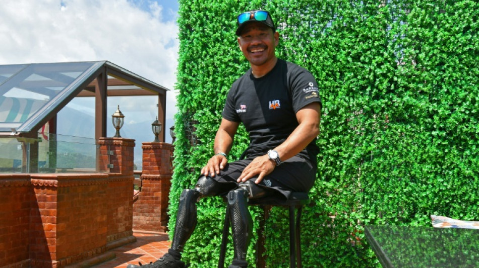 Amput&eacute; des deux jambes en Afghanistan, il part &agrave; l'assaut de l'Everest