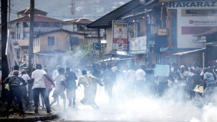 Polizei feuert nach Wahl in Sierra Leone Tr&auml;nengas auf Oppositionelle