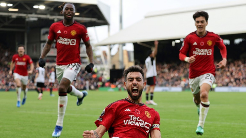 Fernandes rescues Man Utd, Man City hit Bournemouth for six
