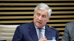 Tajani, Sanchez? Da noi meno migrazione illegale, l&igrave; sale