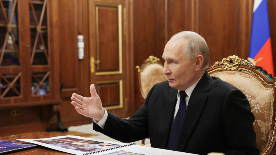 Putin ai soldati, 'crediamo in voi e nella nostra vittoria'