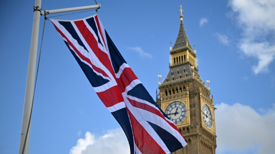 Apenas a mudança de horário para os ponteiros do Big Ben de Londres