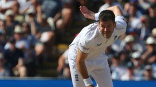 England put their faith in ageing attack for must-win Ashes clash