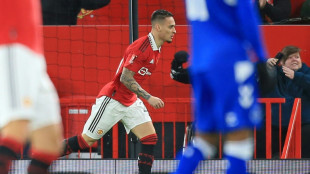 Man Utd launch FA Cup campaign with Everton win