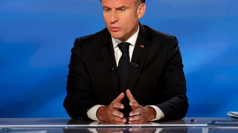 Macron réinvestit tous azimuts la scène hexagonale et avance vers un référendum